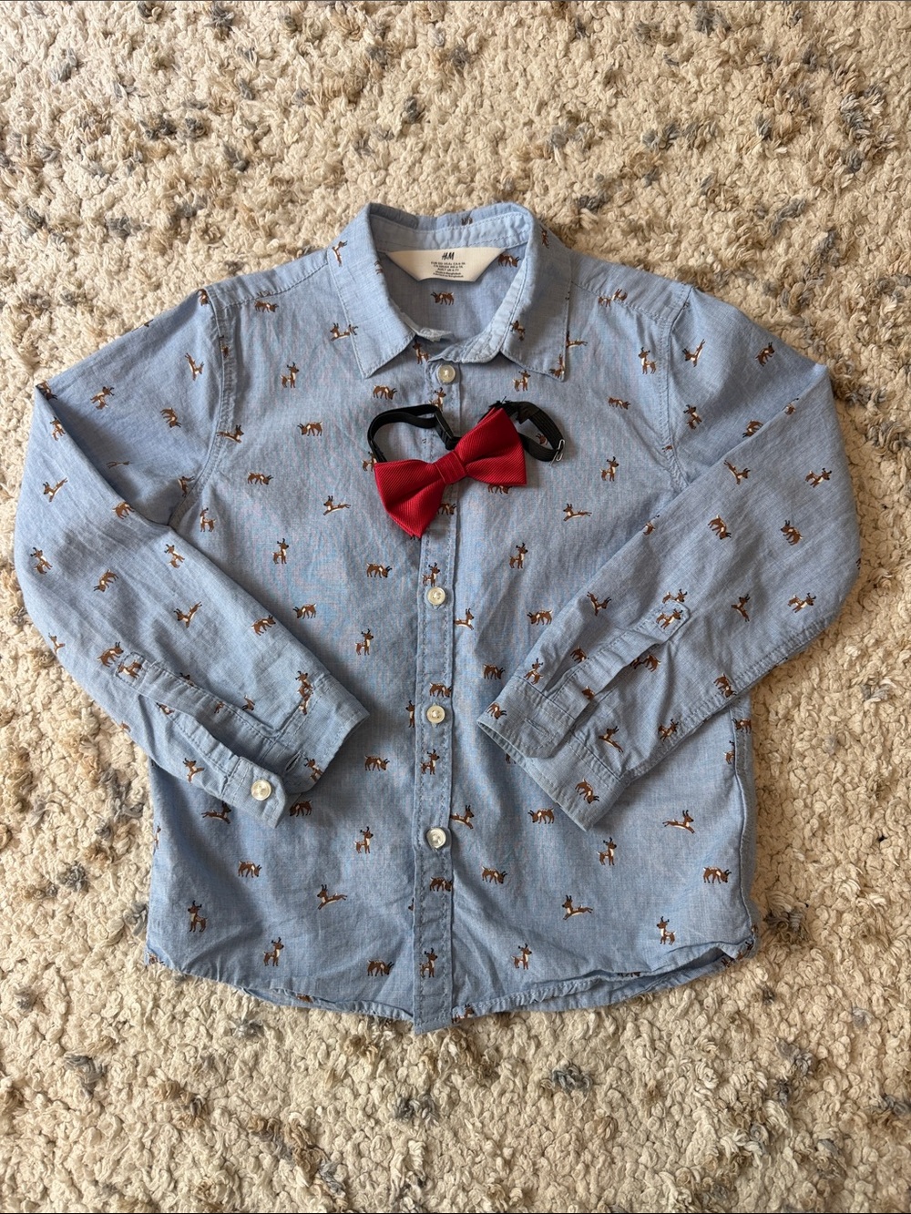 Youth boy H&M Light Blue Dear Print Button-Down Shirt with Red Bow